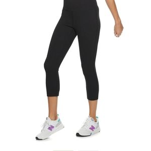 LIKE NEW  Tek Gear crop legging